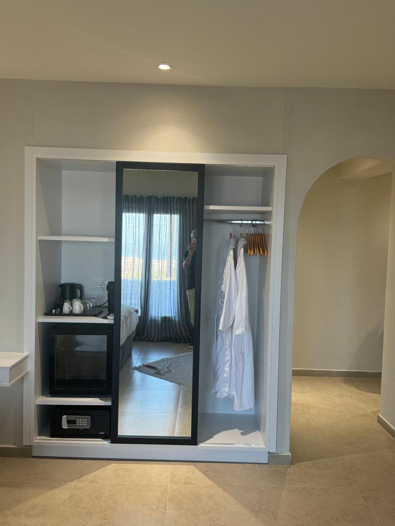The Noverian Bios Santorini Boutique Hotel Fira  Cameră foto