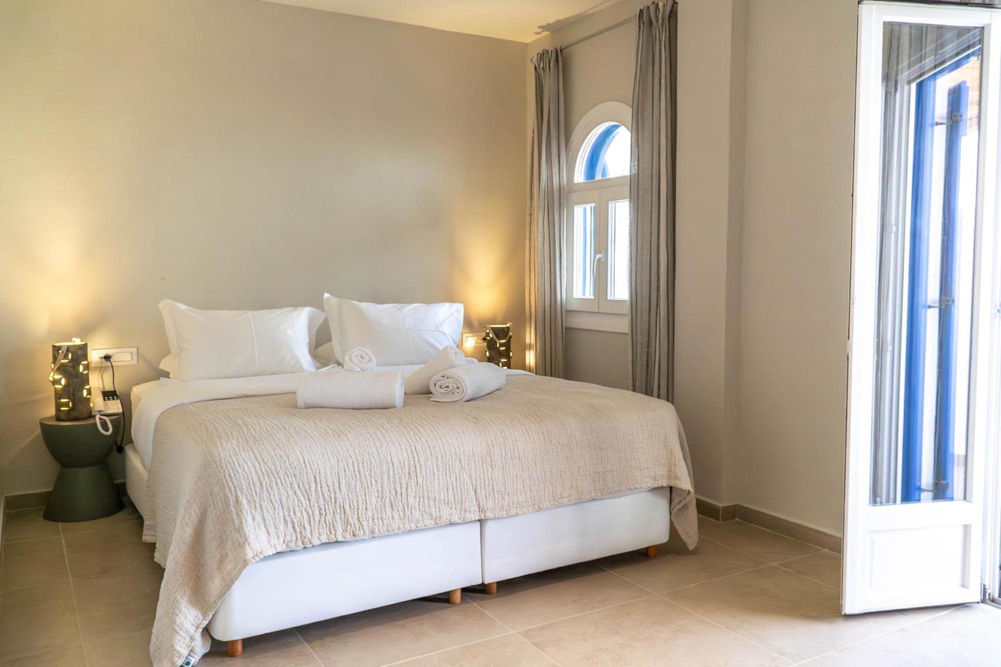 The Noverian Bios Santorini Boutique Hotel Fira  Cameră foto